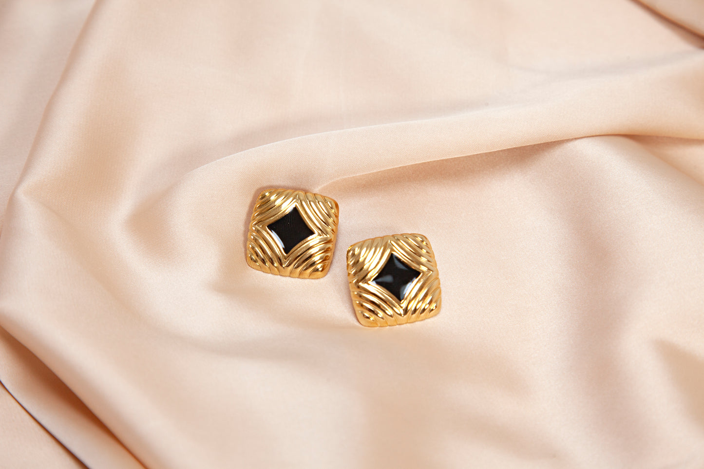 Maison de Conti jewelry 