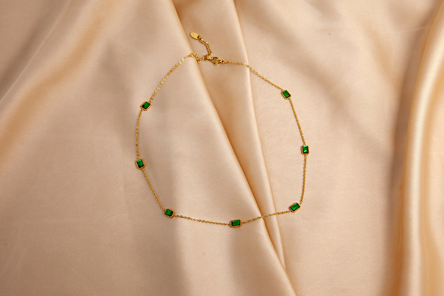 Collier Aira Maison de Conti jewelry 